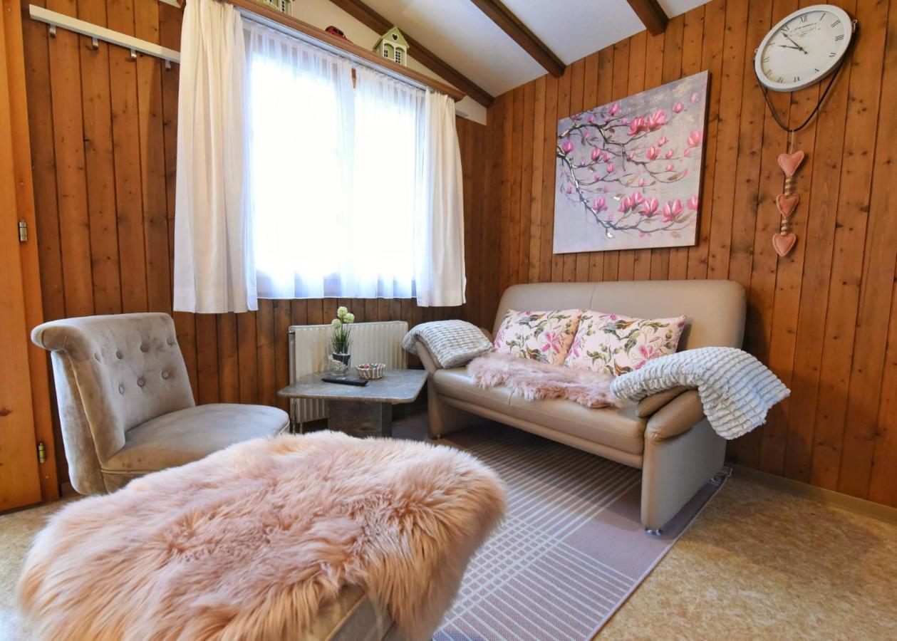 ラウターブルンネン Spellbound A Romantic Hideaway For Adults Aged 18-35ヴィラ エクステリア 写真